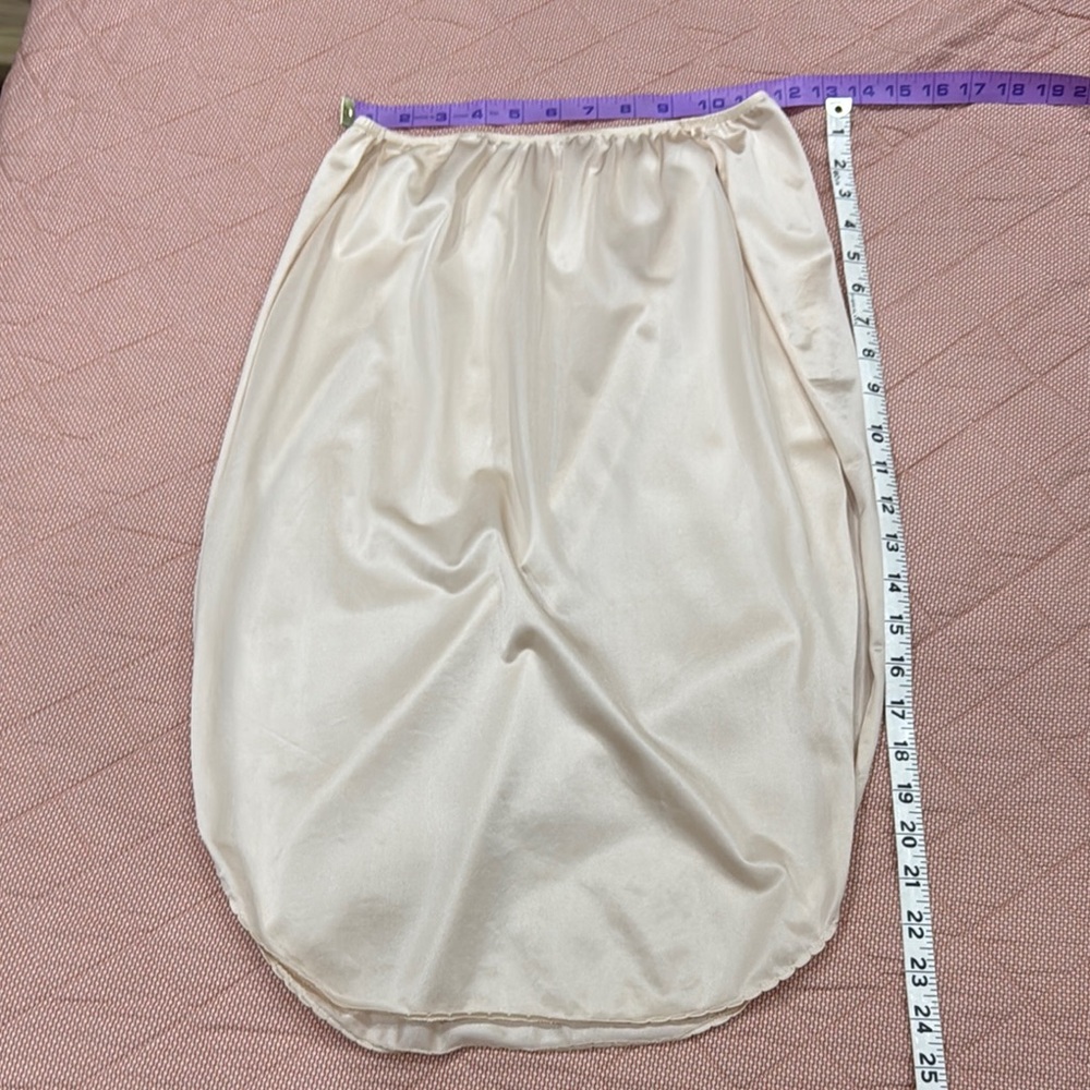 Elegant Cream Satin Skirt